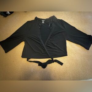 Glamour Black Women's lightweight crop sweater sz 2X